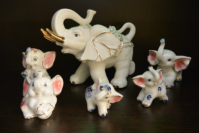 porcelánový slon